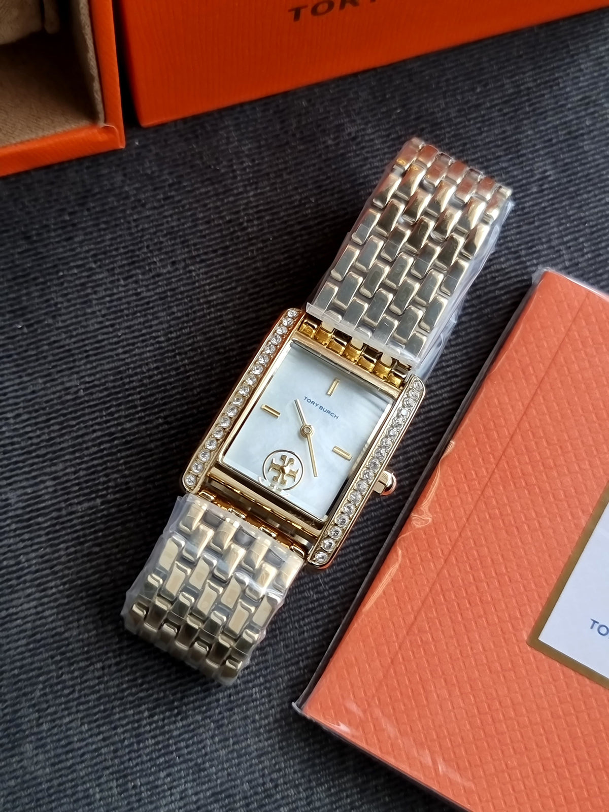 Tory Burch Women’s Quartz Three-tone Stainless Steel Cream Dial 25mm Watch TBW1073